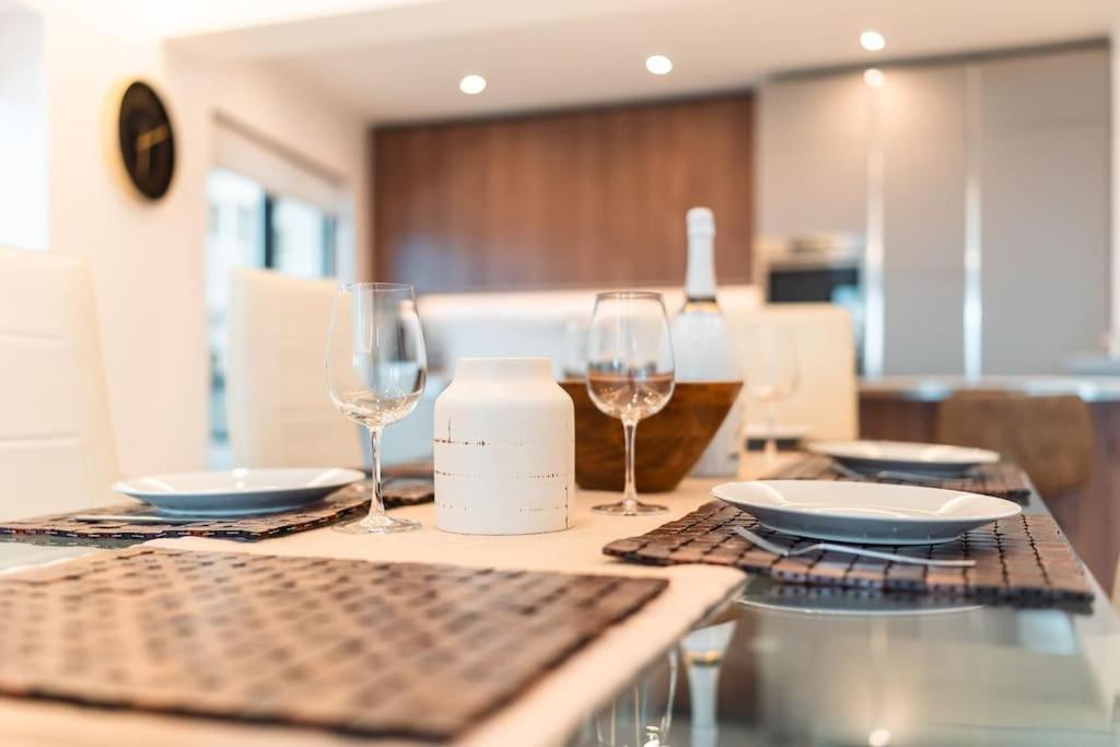 Apartamento Sea Front - Spacious - Beautiful Sliema